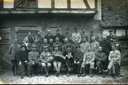 Vieille photo d'accordéoniste